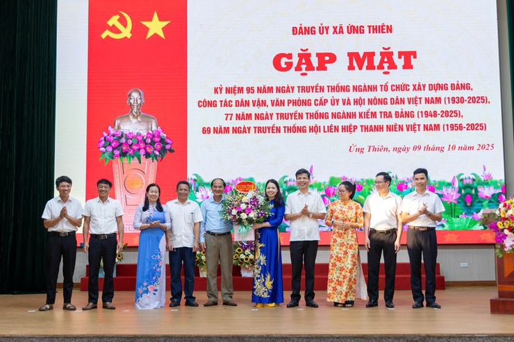 Kỷ niệm 95 năm ngày truyền thống ngành tổ chức xây dựng Đảng, công tác dân vận, Văn phòng cấp ủy và Hội nông dân Việt Nam, 77 năm ngày truyền thống ngành kiểm tra Đảng, 69 năm ngày truyền thống Hội Liên hiệp thanh niên Việt Nam- Ảnh 6.