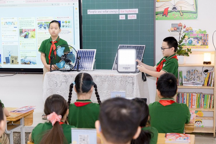 Phường Thanh Xuân triển khai Chuyên đề thí điểm dạy học môn Khoa học bằng tiếng Anh- Ảnh 3.