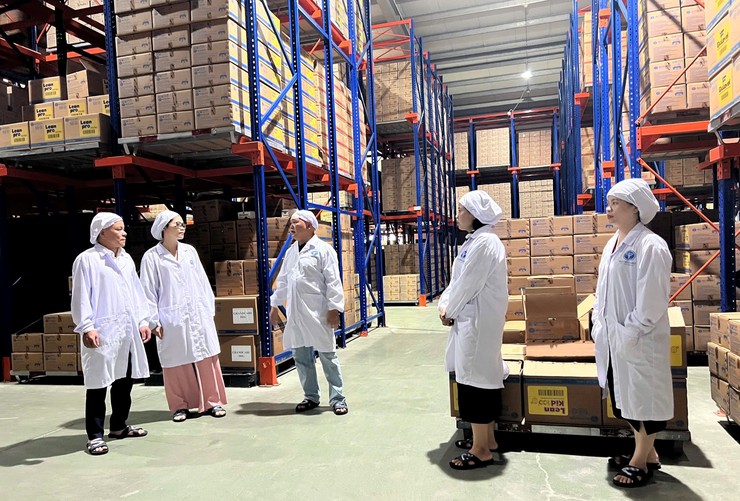 Xây dựng môi trường học tập an toàn, thân thiện, kỷ cương, minh bạch, trách nhiệm- Ảnh 4.