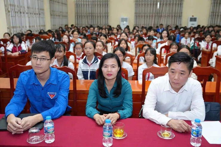 BỒI DƯỠNG NGHIỆP VỤ CÔNG TÁC ĐỘI NĂM 2025- Ảnh 1.