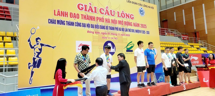 Giải cầu lông lãnh đạo thành phố Hà Nội mở rộng năm 2025 thành công tốt đẹp- Ảnh 4.