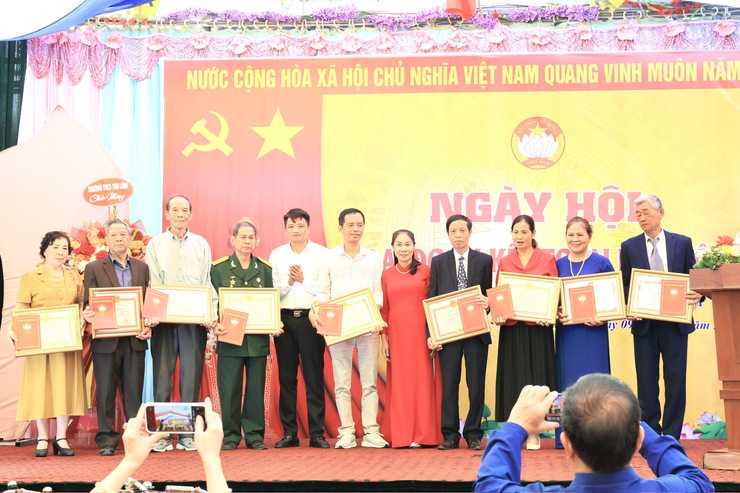 TỔ DÂN PHỐ SỐ 9 XÃ THƯ LÂM TỔ CHỨC NGÀY HỘI ĐẠI ĐOÀN KẾT TOÀN DÂN TỘC NĂM 2025- Ảnh 14.