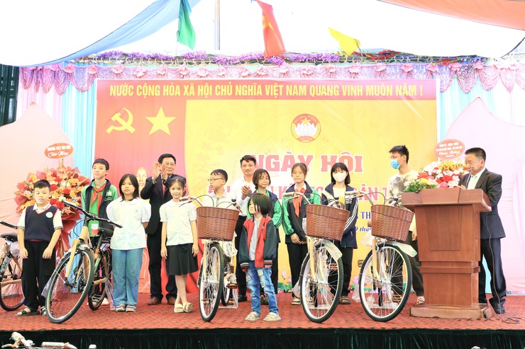 TỔ DÂN PHỐ SỐ 9 XÃ THƯ LÂM TỔ CHỨC NGÀY HỘI ĐẠI ĐOÀN KẾT TOÀN DÂN TỘC NĂM 2025- Ảnh 16.