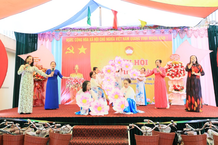 TỔ DÂN PHỐ SỐ 9 XÃ THƯ LÂM TỔ CHỨC NGÀY HỘI ĐẠI ĐOÀN KẾT TOÀN DÂN TỘC NĂM 2025- Ảnh 3.