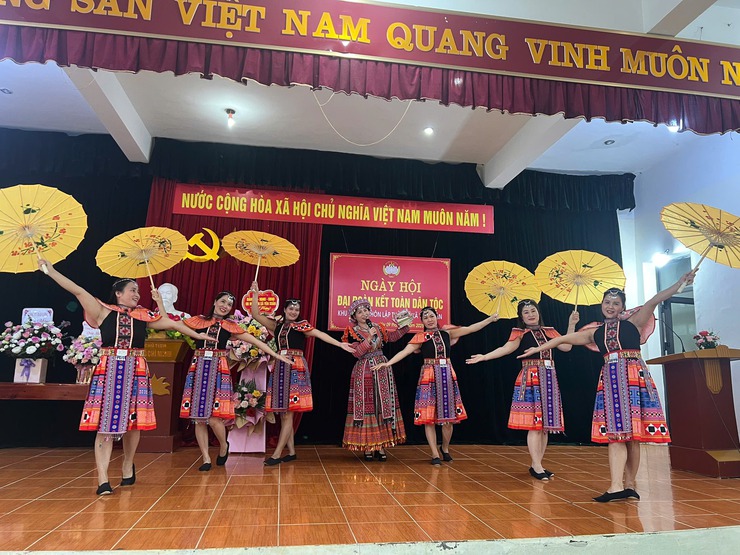 Xã Yên Xuân: Tổ chức Ngày hội Đại đoàn kết toàn dân tộc năm 2025- Ảnh 6.