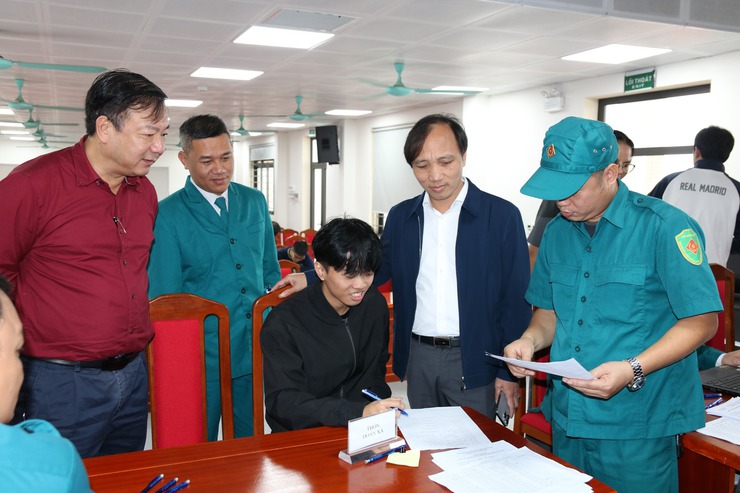 XÃ VÂN ĐÌNH – NGỌN LỬA TÌNH NGUYỆN CỦA TUỔI TRẺ TRONG ĐỢT SƠ TUYỂN NGHĨA VỤ NĂM 2026- Ảnh 1.