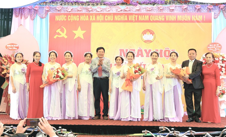 TỔ DÂN PHỐ SỐ 9 XÃ THƯ LÂM TỔ CHỨC NGÀY HỘI ĐẠI ĐOÀN KẾT TOÀN DÂN TỘC NĂM 2025- Ảnh 6.