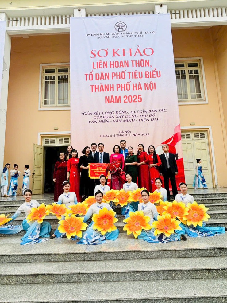 Phường Phú Diễn tham gia chương trình Sơ khảo Liên hoan Thôn, Tổ dân phố tiêu biểu Thành phố Hà Nội năm 2025 - Ảnh 2.