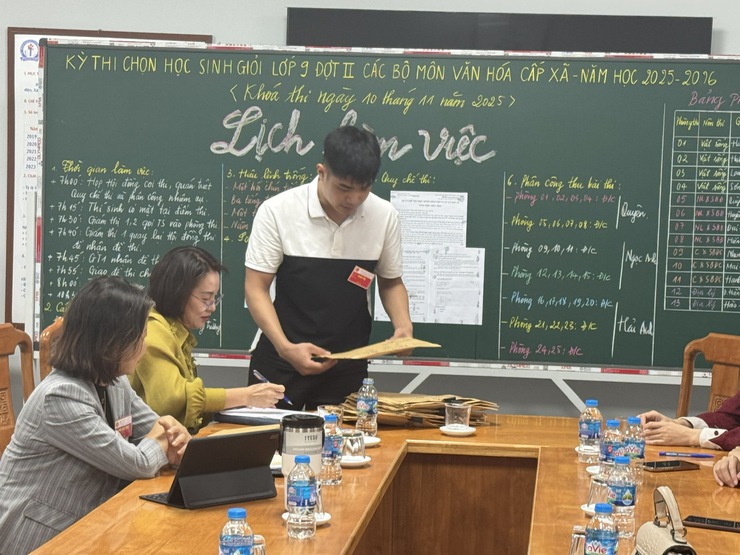 XÃ PHÚ XUYÊN TỔ CHỨC KỲ THI CHỌN HỌC SINH GIỎI LỚP 9 ĐỢT 2 NĂM HỌC 2025–2026
- Ảnh 18.