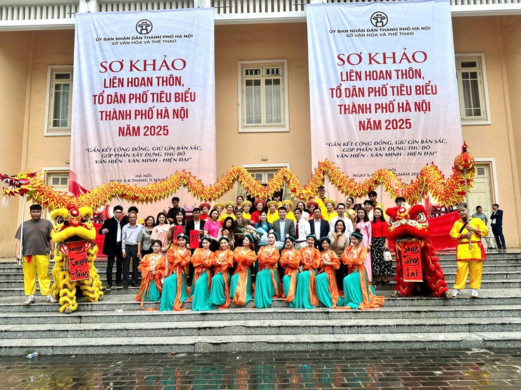 Thôn Cổ Điển B xã Thanh Trì tham gia Liên hoan “Thôn, tổ dân phố văn hóa tiêu biểu” thành phố Hà Nội năm 2025- Ảnh 2.