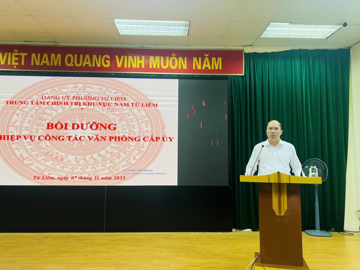 Bồi dưỡng nghiệp vụ công tác Văn phòng cấp ủy năm 2025- Ảnh 2.