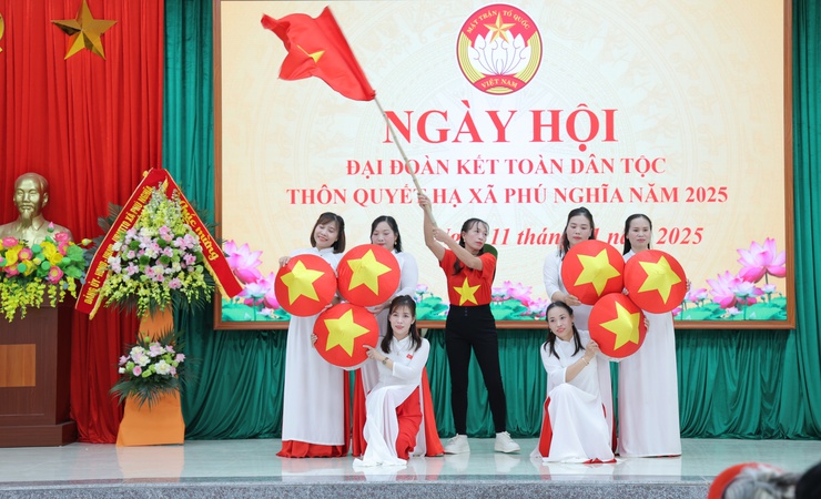 Rộn ràng ngày hội Đại đoàn kết toàn dân tộc tại thôn Quyết Hạ- Ảnh 2.