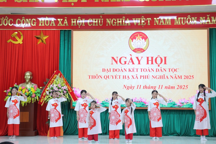 Rộn ràng ngày hội Đại đoàn kết toàn dân tộc tại thôn Quyết Hạ- Ảnh 3.