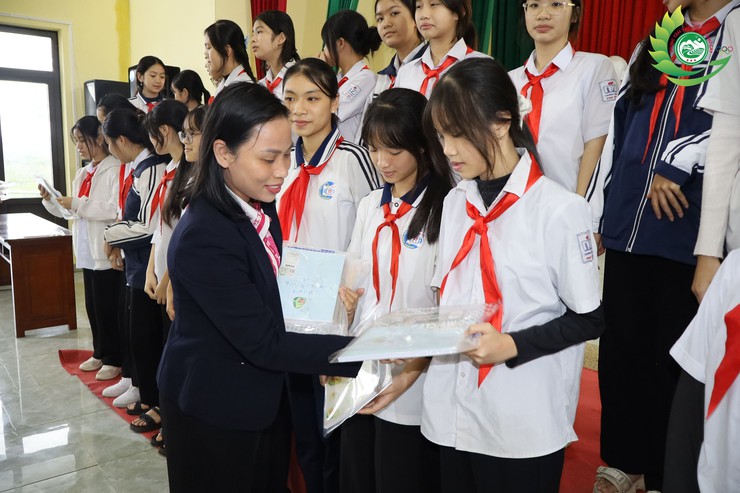 Xã Phú Cát tổ chức kỷ niệm ngày pháp luật nước cộng hòa xã hội chủ nghĩa việt nam (9/11)- Ảnh 14.