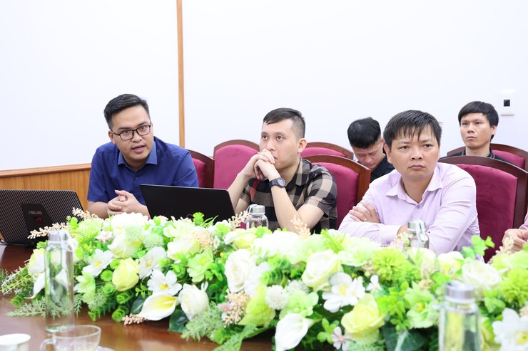 XÃ HÒA XÁ TỔ CHỨC HỘI NGHỊ GIẢI ĐÁP VƯỚNG MẮC TRONG CÔNG TÁC QUẢN LÝ ĐẤT ĐAI SAU SÁP NHẬP CHÍNH QUYỀN ĐỊA PHƯƠNG 2 CẤP- Ảnh 4.
