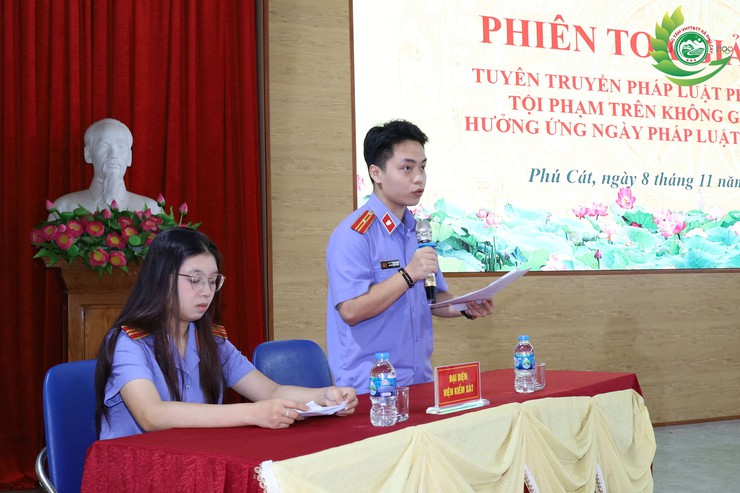 Xã Phú Cát tổ chức kỷ niệm ngày pháp luật nước cộng hòa xã hội chủ nghĩa việt nam (9/11)- Ảnh 7.