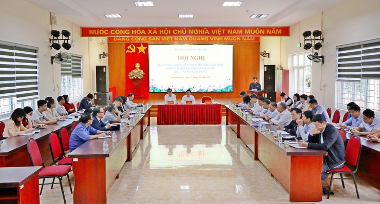 Đảng ủy xã Đoài Phương lấy ý kiến góp ý vào dự thảo các văn kiện trình Đại hội đại biểu toàn quốc lần thứ XIV của Đảng- Ảnh 1.