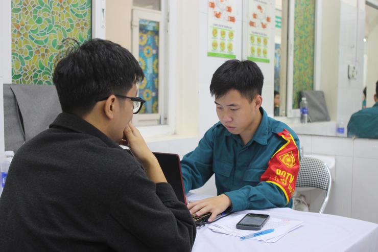 Phường Long Biên tổ chức khám sơ tuyển nghĩa vụ quân sự năm 2026- Ảnh 7.