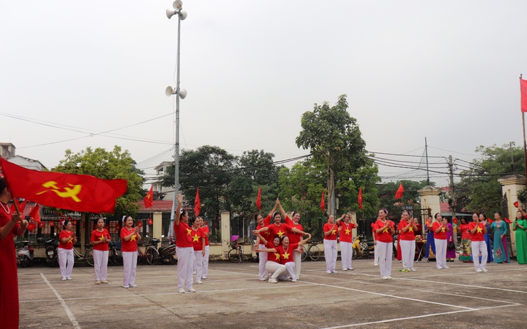 NGÀY HỘI ĐẠI ĐOÀN KẾT TOÀN DÂN TỘC KHU DÂN CƯ THÔN VẠN ĐIỂM NĂM 2025- Ảnh 2.