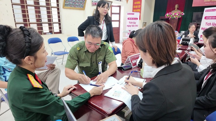 Chi trả kinh phí bồi thường, hỗ trợ của các hộ gia đình, cá nhân có đất, tài sản trên đất nằm trong chỉ giới thu hồi đất dự án Trường bắn, thao trường huấn luyện của Trung đoàn BB692- Ảnh 1.