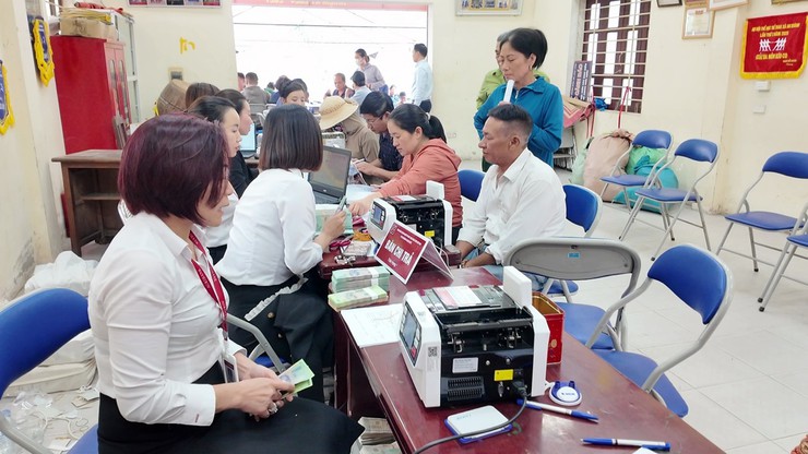 Chi trả kinh phí bồi thường, hỗ trợ của các hộ gia đình, cá nhân có đất, tài sản trên đất nằm trong chỉ giới thu hồi đất dự án Trường bắn, thao trường huấn luyện của Trung đoàn BB692- Ảnh 4.