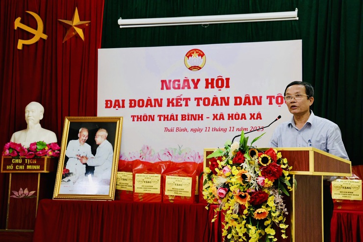 Thôn Thái Bình vui ngày hội Đại đoàn kết trao tặng quà cho các hộ khó khăn- Ảnh 3.