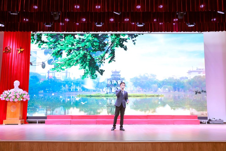 Ngày hội tư vấn và giao dịch việc làm phường Cầu Giấy: Đưa chính sách đến gần người dân- Ảnh 5.