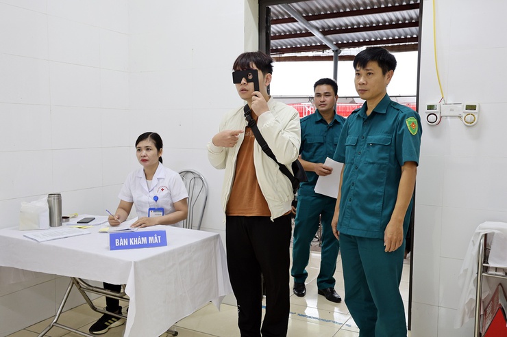 Xã Xuân Mai tiếp tục tổ chức sơ tuyển sức khỏe nghĩa vụ quân sự năm 2026- Ảnh 9.