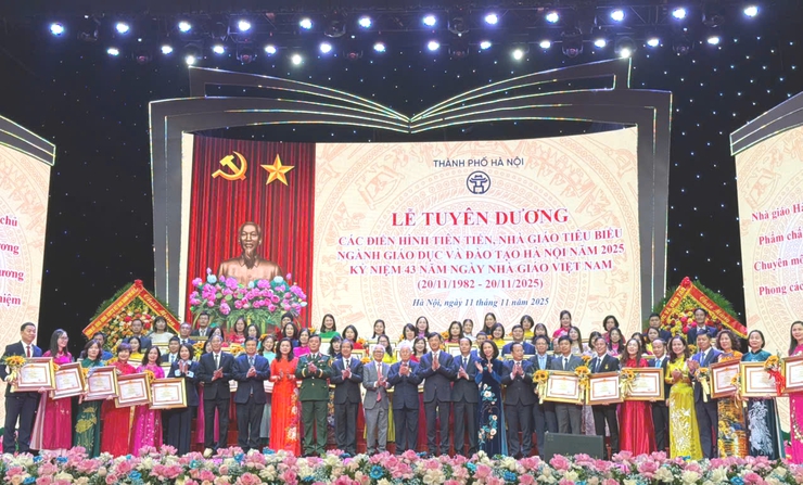 08 nhà giáo xã Quang Minh vinh dự được Thủ tướng Chính phủ tặng Bằng khen- Ảnh 1.