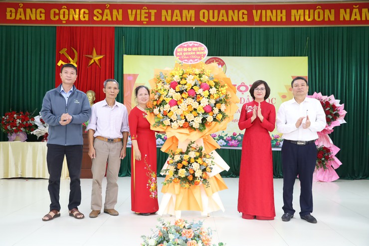 Tưng bừng Ngày hội Đại đoàn kết toàn dân tộc thôn Chi Đông 8- Ảnh 1.