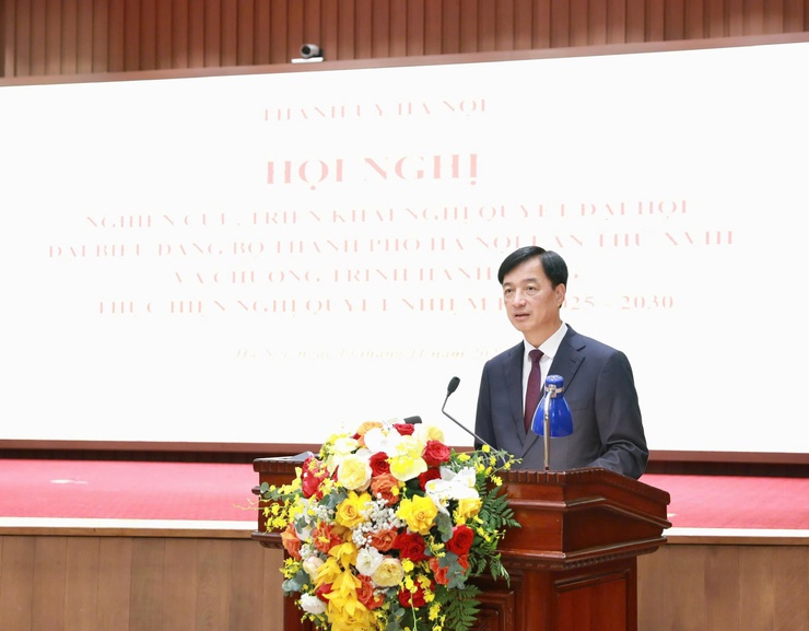 Hội nghị trực tuyến học tập, nghiên cứu, triển khai thực hiện Nghị quyết Đại hội Đảng bộ thành phố lần thứ XVIII- Ảnh 4.