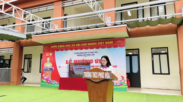 Trường THCS Phúc Hòa hưởng ứng Ngày Pháp luật nước Cộng hòa Xã hội Chủ nghĩa Việt Nam- Ảnh 1.