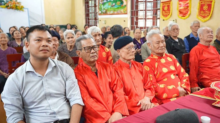 Thôn Yên Sở 4 tổ chức Ngày hội Đại đoàn kết toàn dân tộc năm 2025 
- Ảnh 8.