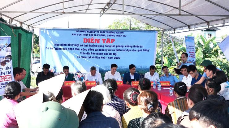 XÃ DÂN HÒA TỔ CHỨC DIỄN TẬP XỬ LÝ MỘT SỐ TÌNH HUỐNG, NÂNG CAO TÍNH CHỦ ĐỘNG TRONG CÔNG TÁC PHÒNG, CHỐNG THIÊN TAI CẤP XÃ- Ảnh 1.