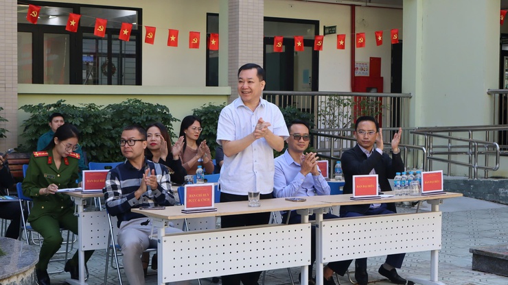 Hợp luyện diễn tập chữa cháy – cứu nạn, cứu hộ tại trường THCS Thái Thịnh- Ảnh 2.