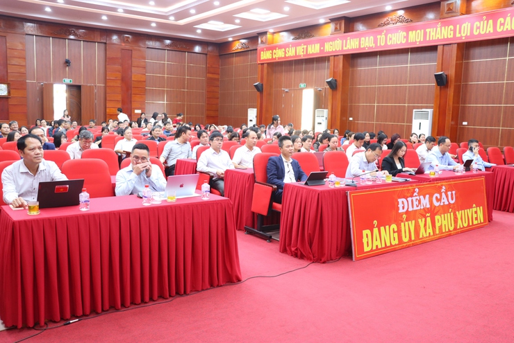 Hội nghị học tập, nghiên cứu, triển khai thực hiện Nghị quyết và Chương trình hành động thực hiện Nghị quyết Đại hội đại biểu Đảng bộ Thành phố Hà Nội lần thứ XVIII, nhiệm kỳ 2025 - 2030- Ảnh 3.