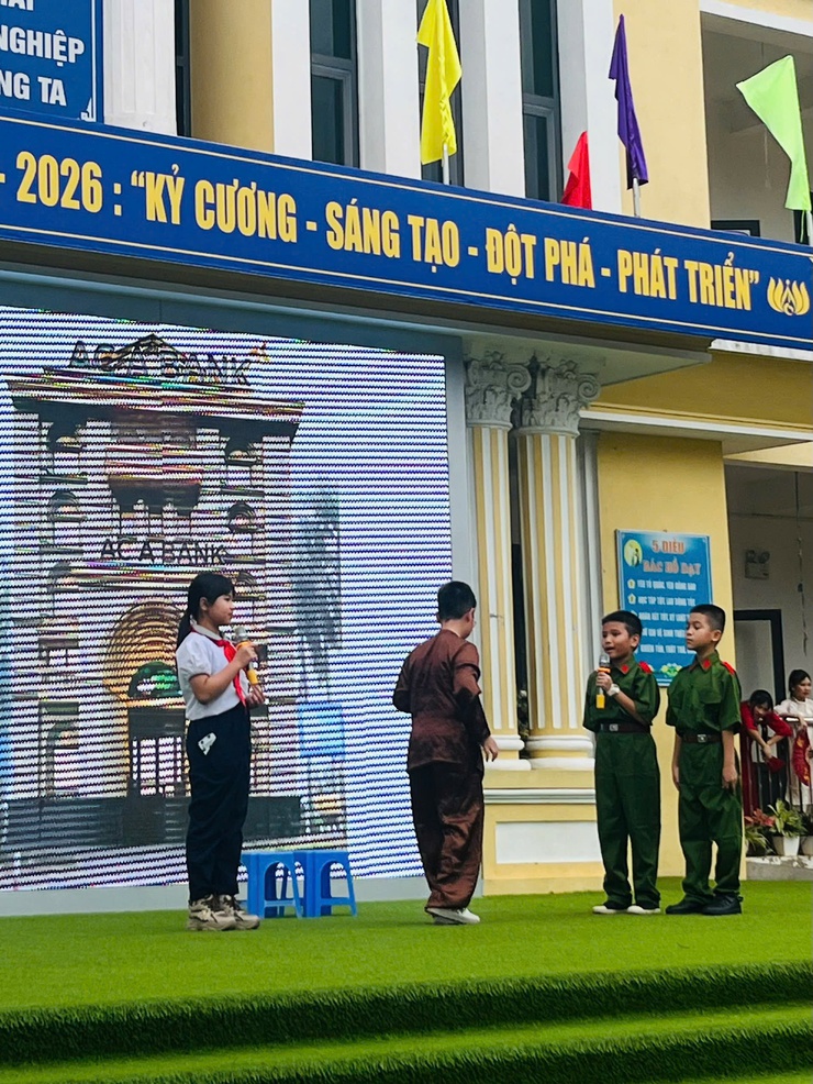 UBND XÃ NGỌC HỒI HƯỞNG ỨNG NGÀY PHÁP LUẬT VIỆT NAM NĂM 2025 TẠI TRƯỜNG TIỂU HỌC ĐẠI ÁNG- Ảnh 5.