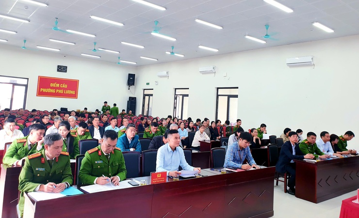 Phường Phú Lương tổ chức đối thoại với tổ chức, cá nhân về TTHC, giải quyết TTHC năm 2025- Ảnh 2.