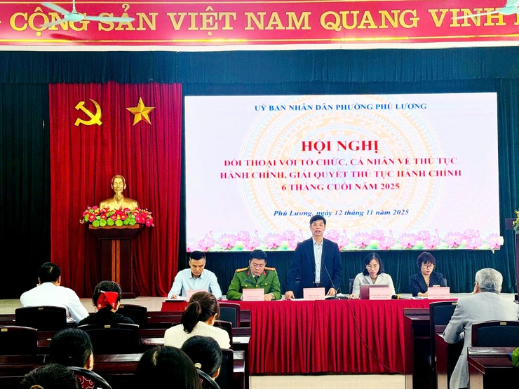 Phường Phú Lương tổ chức đối thoại với tổ chức, cá nhân về TTHC, giải quyết TTHC năm 2025- Ảnh 3.