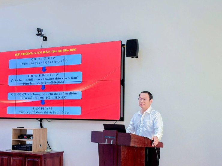 ĐẢNG ỦY XÃ YÊN BÀI TỔ CHỨC TẬP HUẤN CÔNG TÁC ĐẢNG NĂM 2025- Ảnh 3.