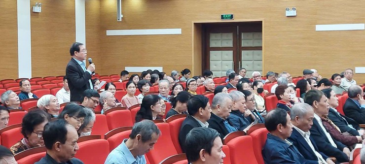 Phường Ô Chợ Dừa : Tiếp xúc, đối thoại giữa người đứng đầu cấp ủy, chính quyền với MTTQ, các tổ chức chính trị - xã hội và Nhân dân năm 2025.- Ảnh 3.