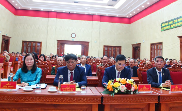 Thạch Thất gặp mặt kỷ niệm  95 năm ngày truyền thống Mặt trận Tổ quốc Việt Nam (18/11/1930 – 18/11/2025)- Ảnh 1.