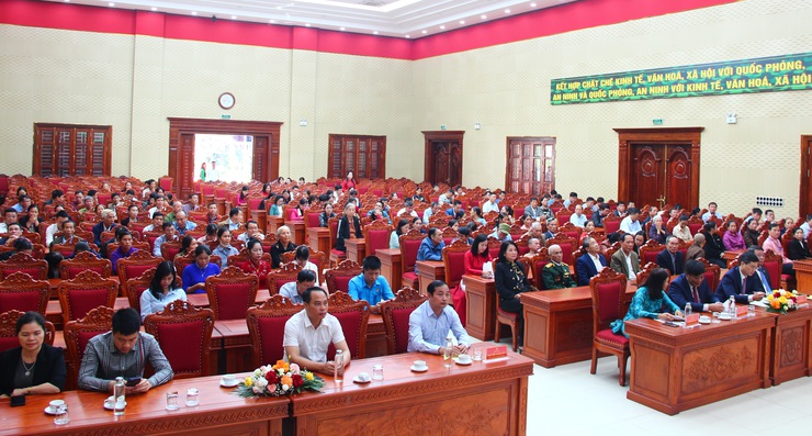 Thạch Thất gặp mặt kỷ niệm  95 năm ngày truyền thống Mặt trận Tổ quốc Việt Nam (18/11/1930 – 18/11/2025)- Ảnh 12.