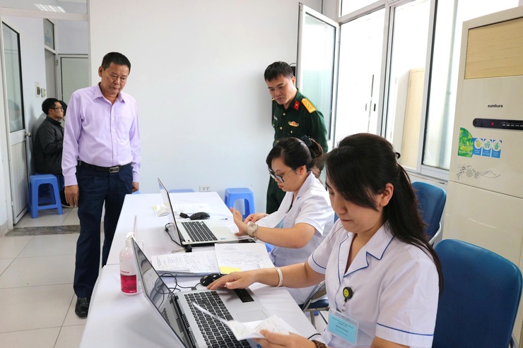 Phường Hai Bà Trưng tổ chức khám sơ tuyển sức khoẻ thực hiện nghĩa vụ quân sự và nghĩa vụ tham gia Công an nhân dân năm 2026- Ảnh 2.