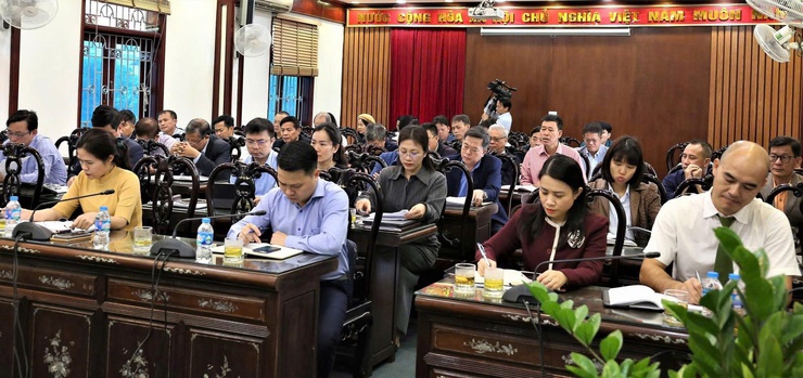 CHỦ TỊCH UBND XÃ SÓC SƠN PHẠM QUANG NGỌC KHẢO SÁT NẮM BẮT TÌNH HÌNH CỦA LÃNH ĐẠO XÃ ĐỐI VỚI 17 THÔN, KHU, TỔ DÂN PHỐ- Ảnh 1.