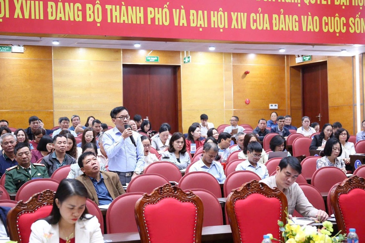 XÃ SÓC SƠN: TIẾP XÚC, ĐỐI THOẠI GIỮA NGƯỜI ĐỨNG ĐẦU CẤP ỦY, CHÍNH QUYỀN VỚI NHÂN DÂN NĂM 2025- Ảnh 6.