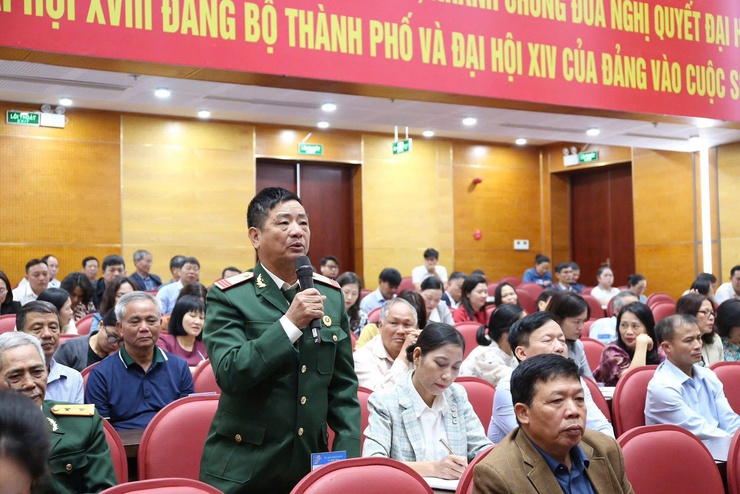 XÃ SÓC SƠN: TIẾP XÚC, ĐỐI THOẠI GIỮA NGƯỜI ĐỨNG ĐẦU CẤP ỦY, CHÍNH QUYỀN VỚI NHÂN DÂN NĂM 2025- Ảnh 4.