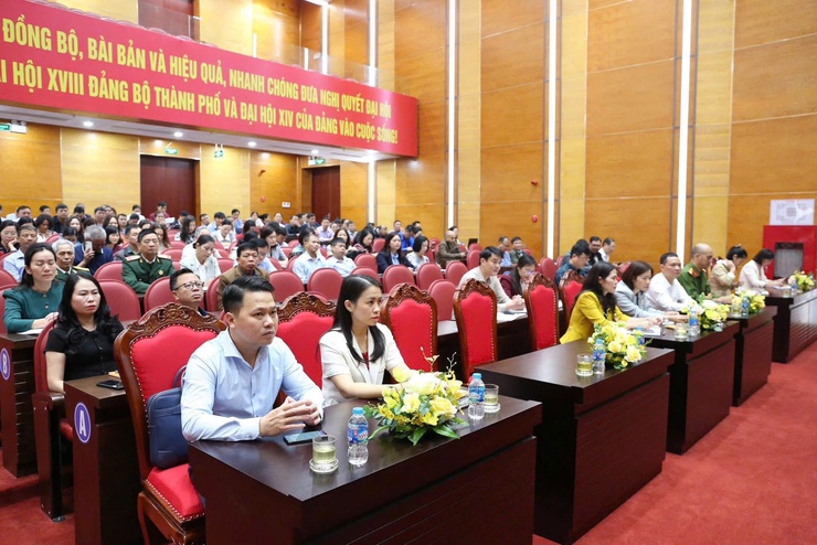 XÃ SÓC SƠN: TIẾP XÚC, ĐỐI THOẠI GIỮA NGƯỜI ĐỨNG ĐẦU CẤP ỦY, CHÍNH QUYỀN VỚI NHÂN DÂN NĂM 2025- Ảnh 2.