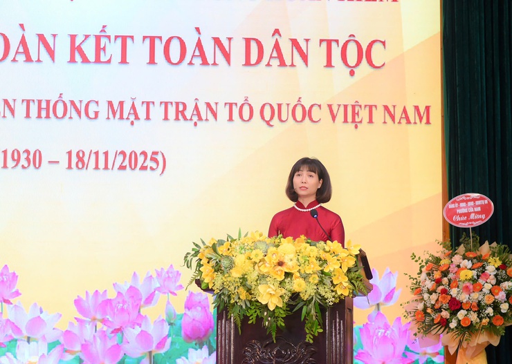 Phường Hoàn Kiếm tuyên dương 95 cá nhân tiêu biểu trong công tác Mặt trận- Ảnh 5.