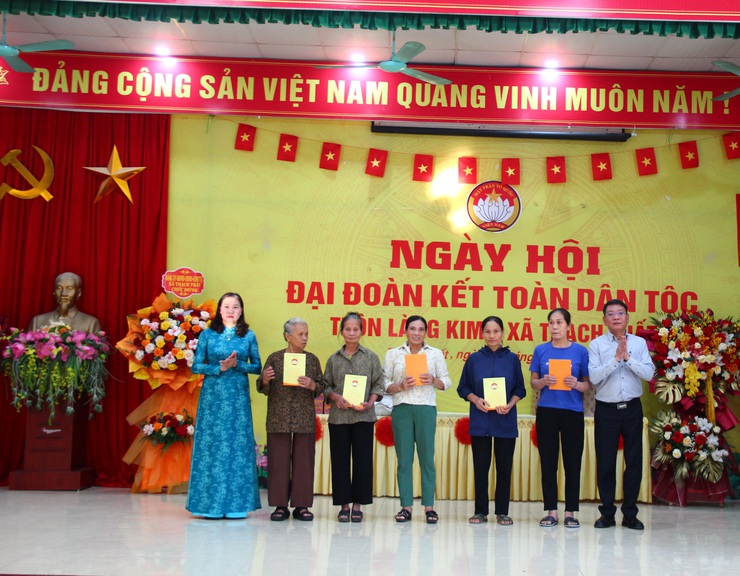 Không khí đoàn kết, ấm áp tại Ngày hội Đại đoàn kết thôn Làng Kim 1- Ảnh 5.